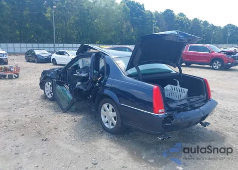 2006 Cadillac Dts z USA, uszkodzony, nr VIN 1G6KD57Y86U177566